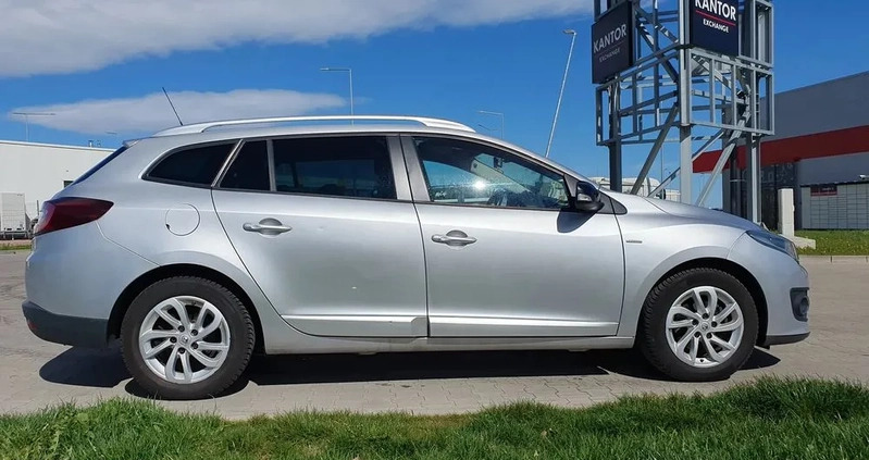 Renault Megane cena 35000 przebieg: 137000, rok produkcji 2015 z Gdynia małe 137
